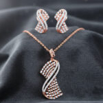 Twisted Sparkle Diamond Pendant Set - 18K Jewellery