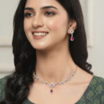 Regal Ripple Diamond Set  - 18K Jewellery