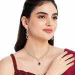 Enchanting Bloom Diamond Set - 18K Jewellery