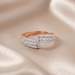 CRISS-CROSS DIAMOND RING - 18K JEWELLERY