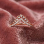 RADIANT V-CROWN DIAMOND RING - 18K JEWELLERY