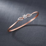 BLOSSOM LOOP DIAMOND BRACELET - 18K JEWELLERY