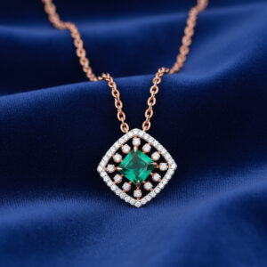 Verdant Glimmer Diamond Pendant - 18K Jewellery