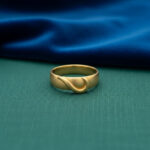 SERENE TWIST MEN'S GOLD RING - 22K JEWELLERY